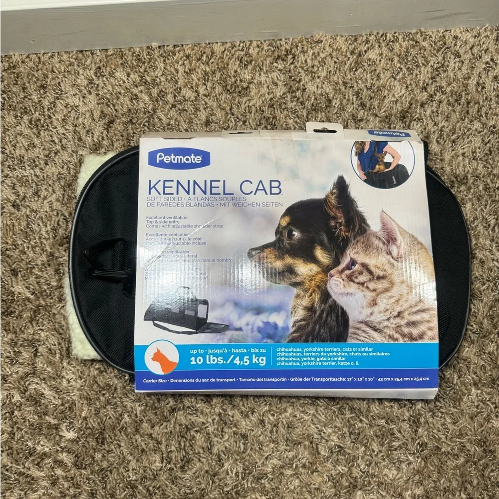 Petmate Dog / Cat travel bag.